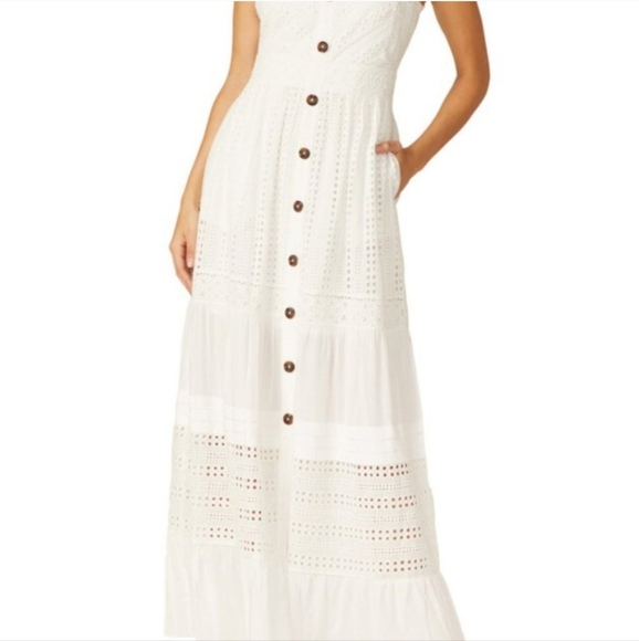 ADELYN RAE Janella Eyelet Lace Maxi Dress In White. Size Small - Picture 4 of 16